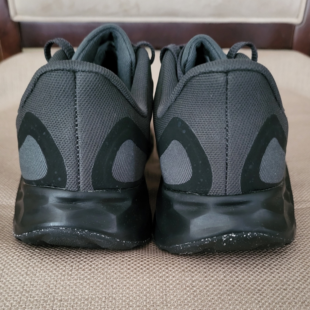 Womem's New Balance Fresh Foam Arishi v4 GORE-TEX Shoes - Picture 6 of 15